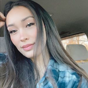 Meet your Posher, Nelly